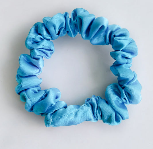 Azul Cielo (Mini-Scrunchie)